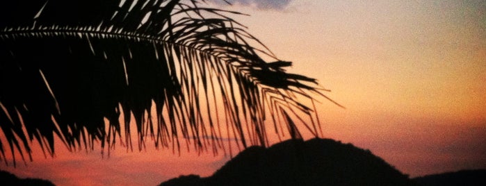 Morro da Caixa D'água is one of Temporada Guarujá.