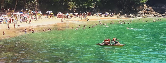 Praia do Éden is one of Recomendável.