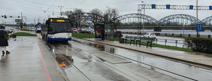 9. trolejbuss | Stacijas laukums - Iļģuciems is one of Sabiedriskais transports.