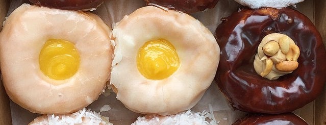 Jelly Modern Doughnuts is one of Toronto x Bakeries and sweet treats.