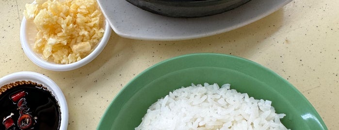 Hong Ji Claypot Bak Kut Teh 宏记砂煲药材肉骨茶 is one of Micheenli Guide: Bak Kut Teh trail in Singapore.