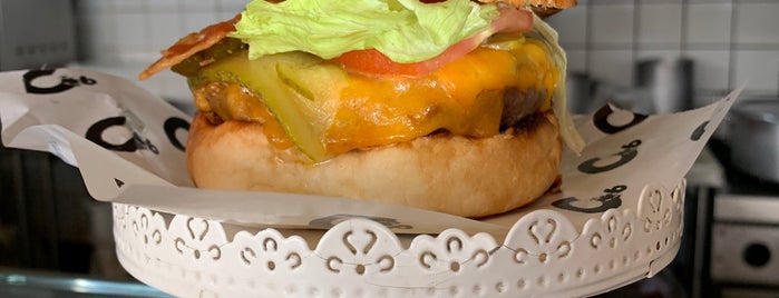 C6 Burger is one of Lugares guardados de Francesco.