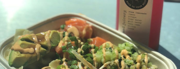 The Poke Lab is one of Lugares favoritos de Kevin.