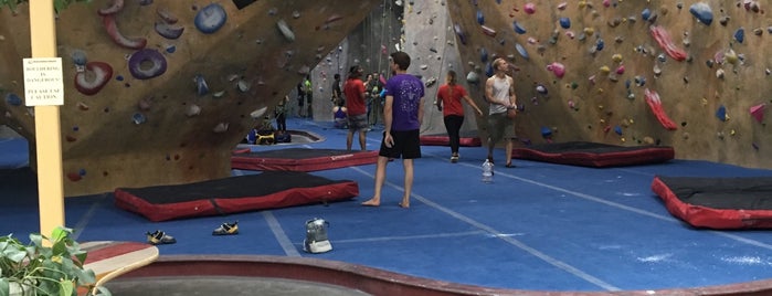 Boulderdash Indoor Climbing Gym is one of Want Too.
