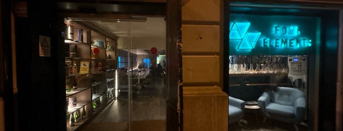 Four Elements Restaurant Lounge is one of Barcelona.