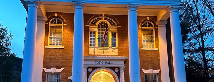 Woodstock Town Hall Theater is one of PTC S22.