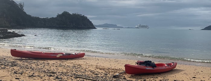 Motumaire Island is one of สถานที่ที่ Marc ถูกใจ.