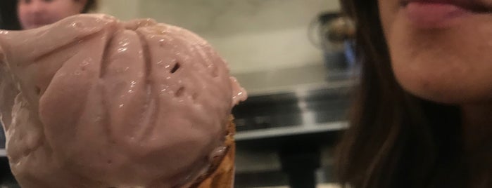 Stella Jean’s Ice Cream is one of Orte, die eric gefallen.