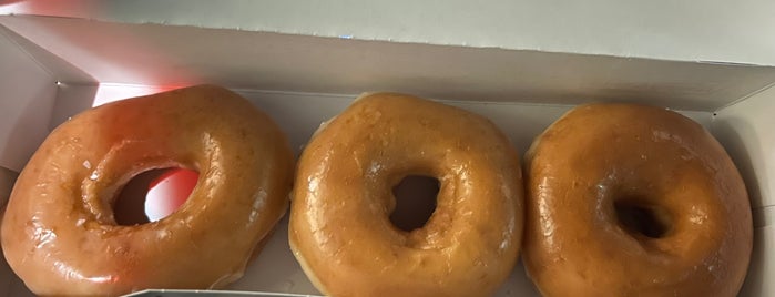 Krispy Kreme Doughnuts is one of Guide to San Diego's best spots.
