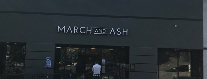 March And Ash is one of สถานที่ที่ Ian ถูกใจ.