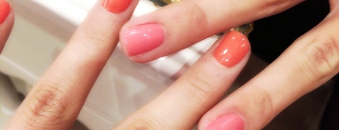 Top Nails Salon Shanghai is one of Spa.