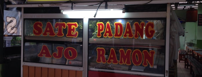 Sate Padang Ajo Ramon is one of Lugares favoritos de Fadlul.