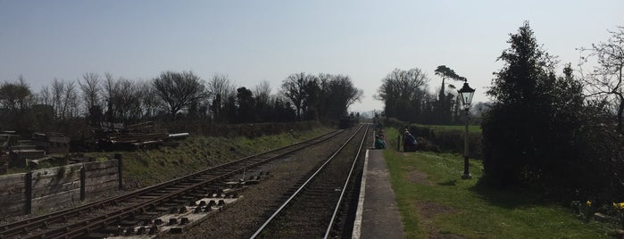 Dunster Railway Station is one of สถานที่ที่ Bob ถูกใจ.