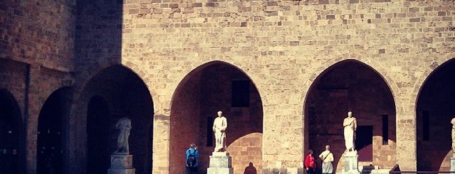 Palacio del Gran maestre de los caballeros is one of Rhodes.
