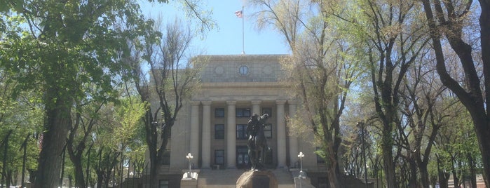 Courthouse Square is one of Courthouses.