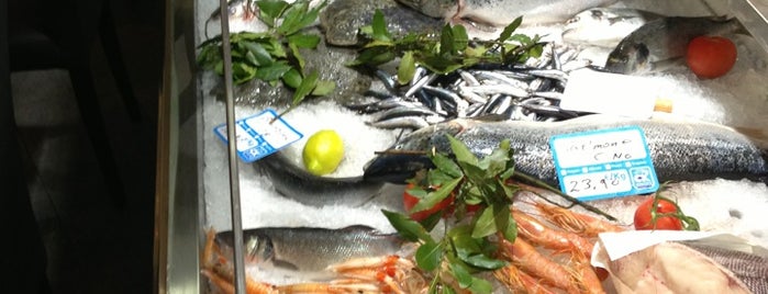 Soho Restaurant & Fish Work is one of Lugares favoritos de Елена.