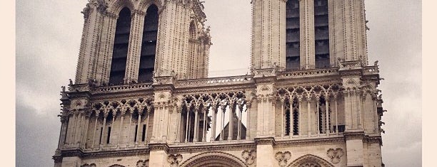 Kathedrale Notre-Dame de Paris is one of Paris- Fransa.