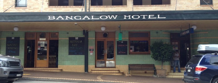 The Bangalow Hotel is one of Orte, die Dmitry gefallen.