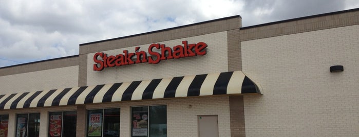Steak 'n Shake is one of Lugares favoritos de Mike.