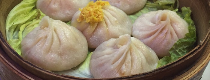 Shanghai Dumpling is one of ZEN’s Dumpling Dives + Divas 🥟🥟🥟.