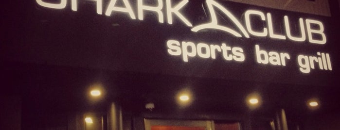 Shark Club Sports Bar & Grill is one of Posti che sono piaciuti a Natz.