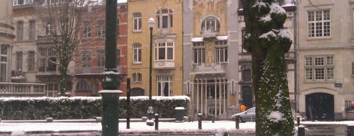 Maison Cauchiehuis is one of Art Nouveau in Brussels.