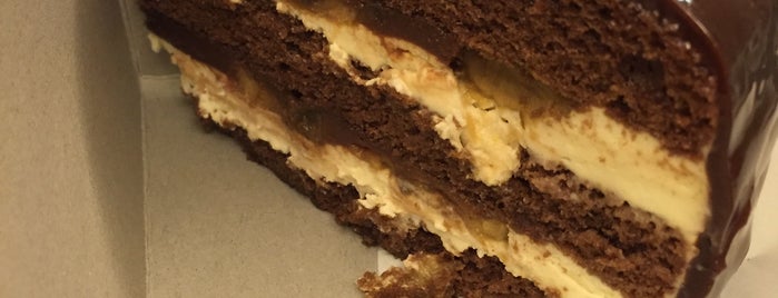 Swich Cake & Coffee is one of PJ - Desserts.