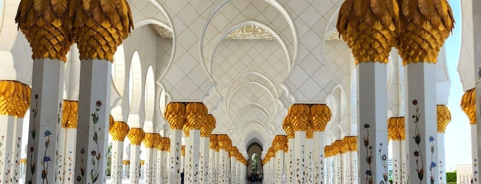 Zayed Bin Sultan Mosque is one of ОАЭ.