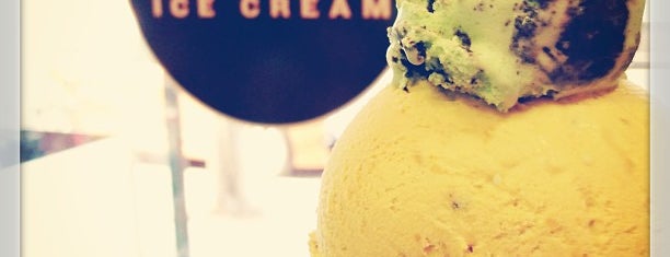 Izzy's Ice Cream Cafe is one of City Pages Best of Twin Cities: 2012.