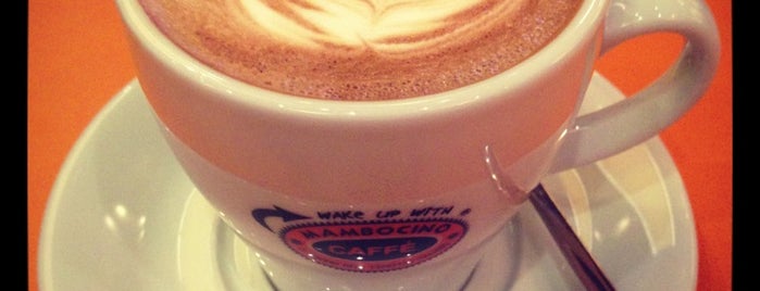 Mambocino Coffee is one of สถานที่ที่ Bego ถูกใจ.