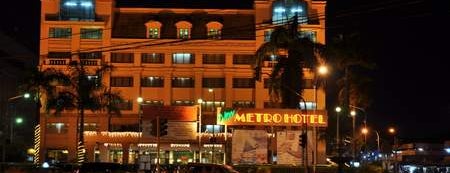 Metro Park View Hotel is one of Semarang.