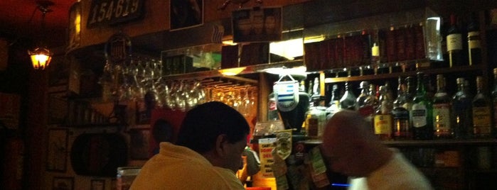 Anticuario Resto Bar is one of Posti che sono piaciuti a Caio.