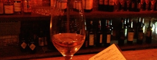 Custom Wine Bar is one of Williamsburg.