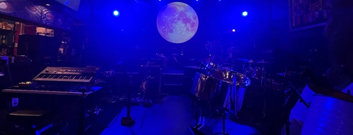 Moon Romantic is one of ライブハウス.