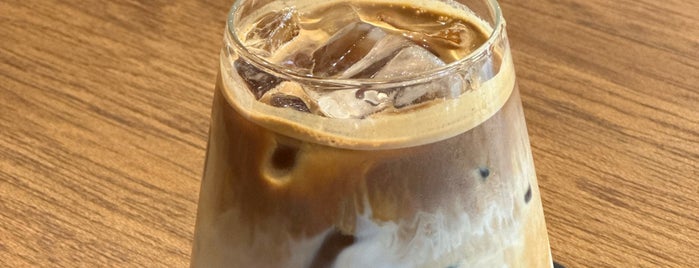 Celsius Coffee is one of Lugares favoritos de Y.