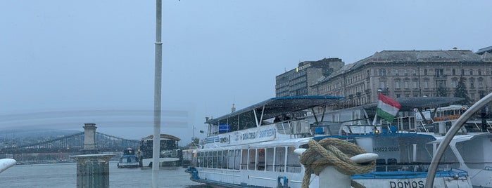 Lagenda is one of สถานที่ที่ Y ถูกใจ.