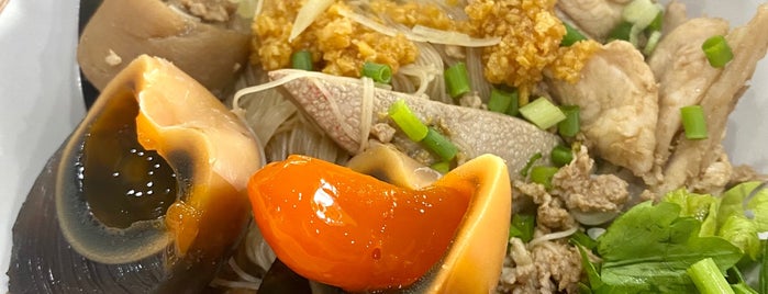Khao Tom Di Buk is one of Yさんのお気に入りスポット.