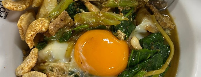 Mee Ton Poe is one of Yさんのお気に入りスポット.