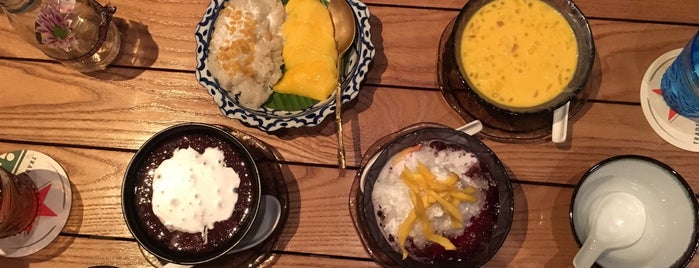 Ekkamai Thai Cuisine @ Publika is one of Y'ın Beğendiği Mekanlar.