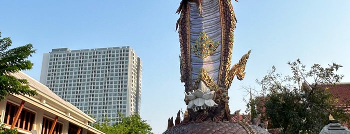 Wat Nakprok is one of Locais curtidos por Liftildapeak.