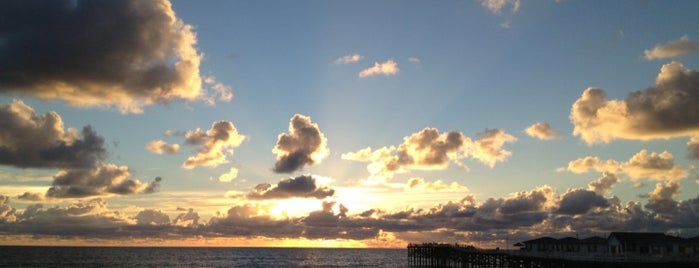 Crystal Pier is one of Lieux qui ont plu à seth.