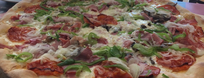 Sr. Pizza is one of Dasha: сохраненные места.