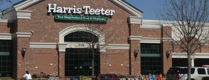 Harris Teeter is one of Lesley’s Liked Places.