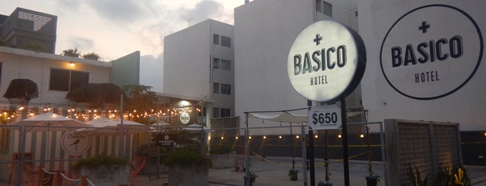 + Básico Hotel is one of Luis 님이 좋아한 장소.
