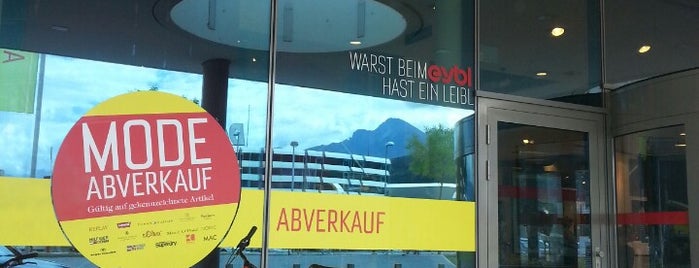 eybl Megastore Innsbruck is one of สถานที่ที่ Alex ถูกใจ.