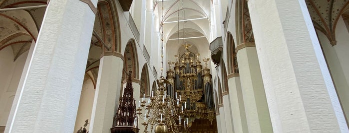 St.-Marien-Kirche is one of Rujána.
