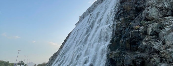 Khorfakkan Waterfall is one of UAE Tour 🇦🇪.