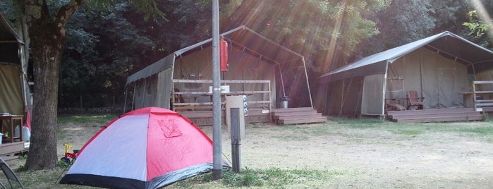 Camping La Garenne is one of Lieux qui ont plu à Bernard.