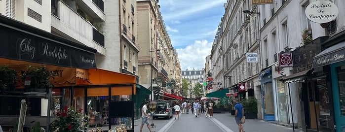 Rue Daguerre Piétonne is one of Paris.