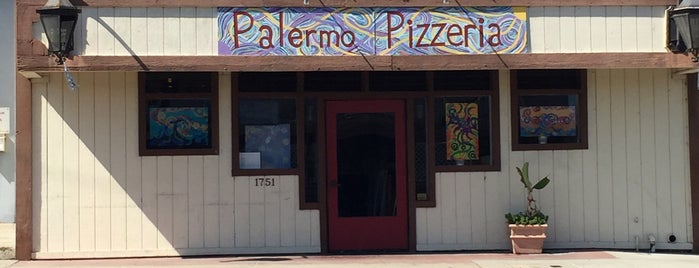 Palermo Pizzeria is one of Ventura Love.